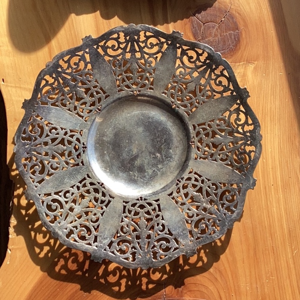 ⚜️ PEWTER CONEFLOWER SILVER VINTAGE ORNATE TRAY 10” Art Nouveau EVC - Picture 10 of 16